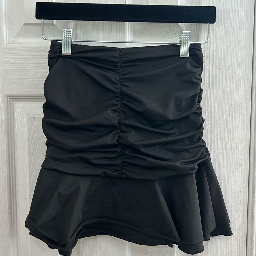 Small black circle skirt with ruched waist